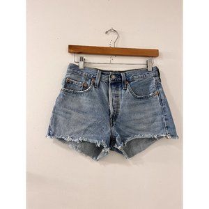 Women’s Levis Denim 501 Raw Hem High Rise Button Shorts Size 26 festival western